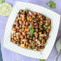 Kala Chana Chaat Recipe | Nutritious Desi Delight: Black Chickpea Salad Recipe